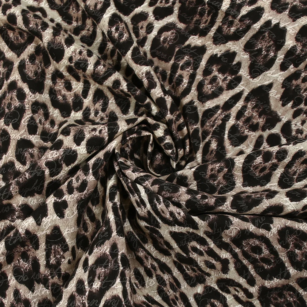 Coton imprimé écriture sauvage léopard - Image 2