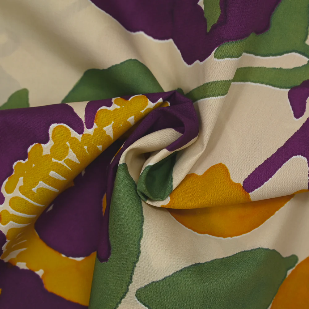 Coton imprimé fleurs orange et violet fond beige - Image 2