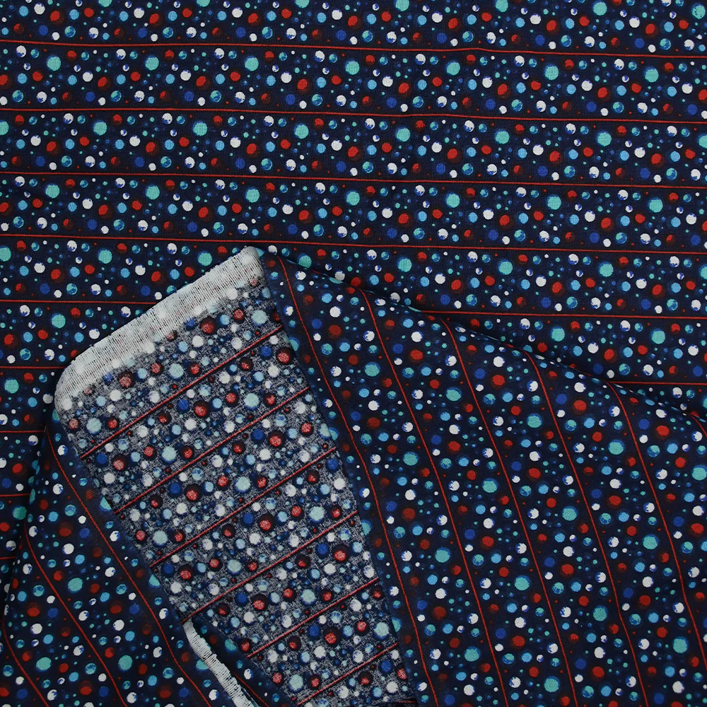 Coton imprimé planète rayé rouge fond marine - Image 4