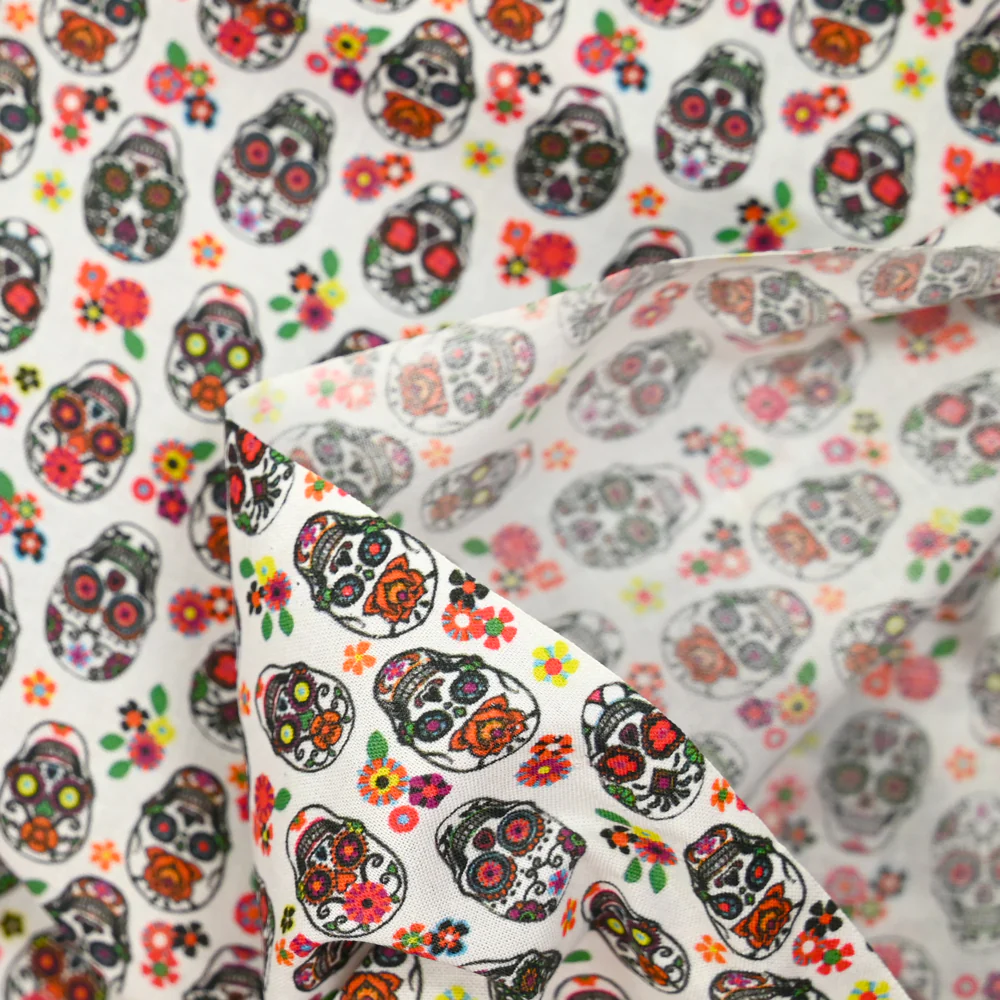 Coton imprimé Día de Muertos fond blanc - Image 4