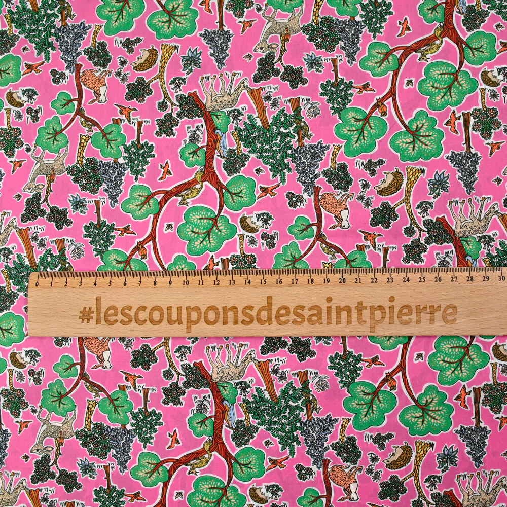 Coton liberty ® Doe a Deer vert fond rose au mètre - Image 4
