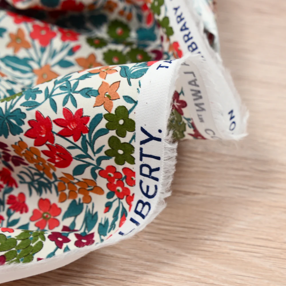 Coton liberty ® Sweet May lie de vin au mètre - Image 6