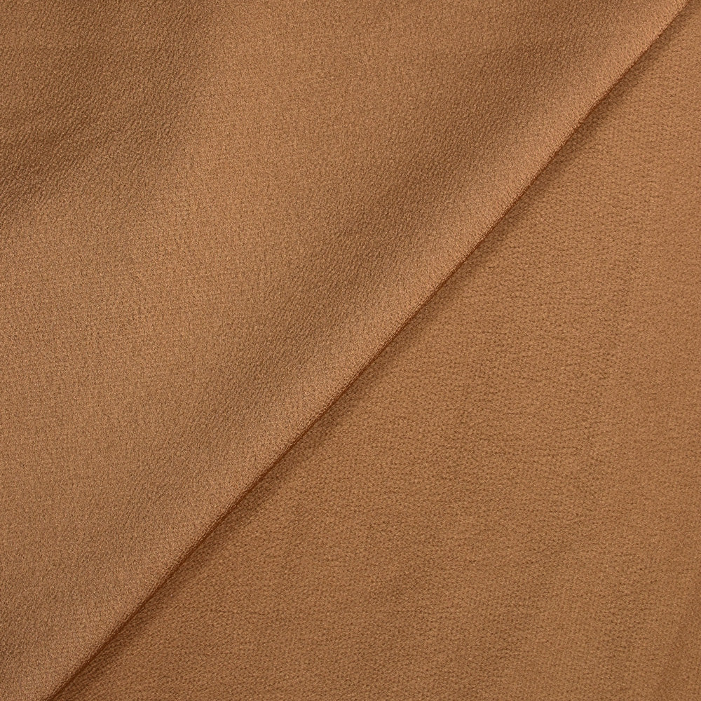 Crêpe satin de polyester mordoré