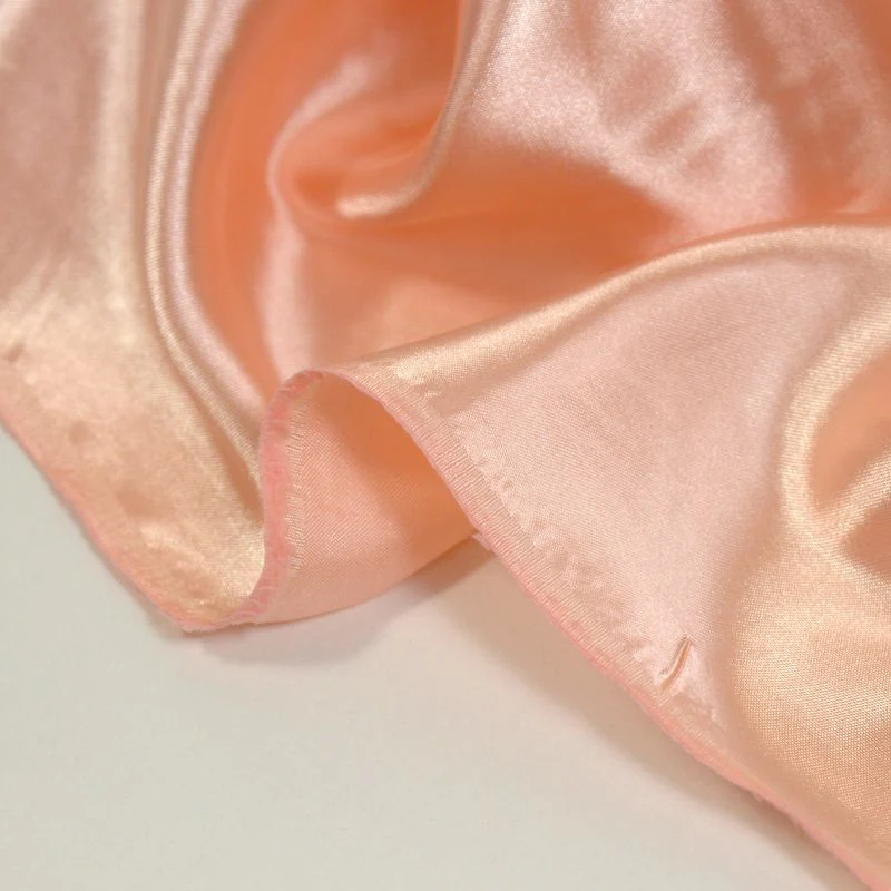 Crêpe satin polyester rose clair - Image 3