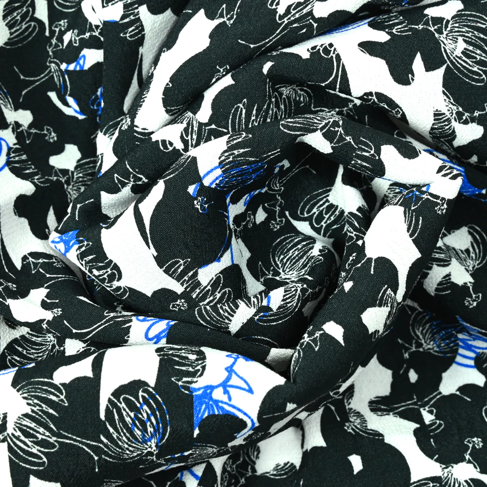 Crêpe viscose imprimé esquisse de fleurs noir et bleu - Image 2