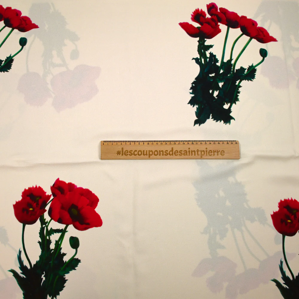 Crêpe viscose imprimé grands coquelicots fond écru - Image 5
