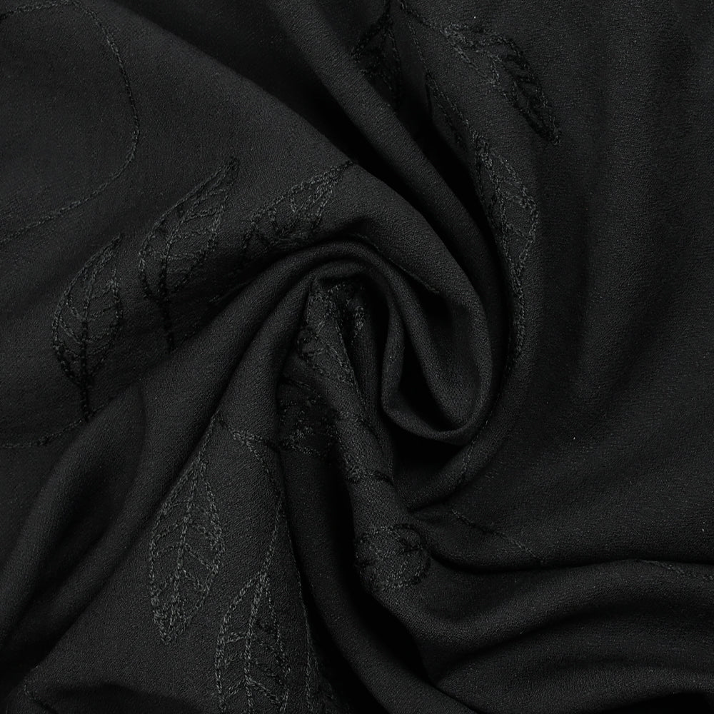 CrĂȘpe viscose Lily brodĂ© feuillage noir - Image 2