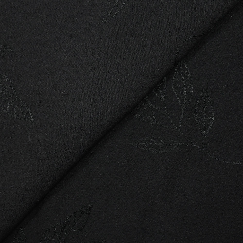 CrĂȘpe viscose Lily brodĂ© feuillage noir - Image 5
