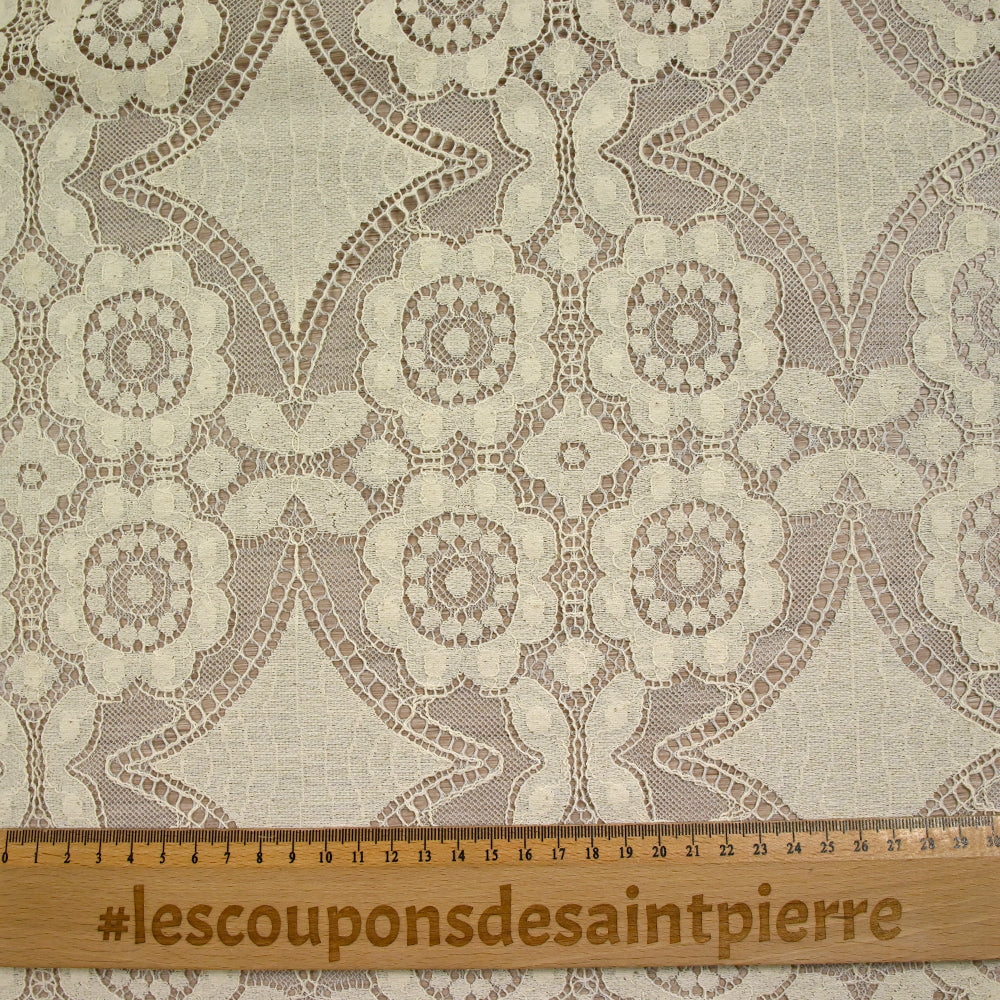 Dentelle polyester bohème sable - Image 3