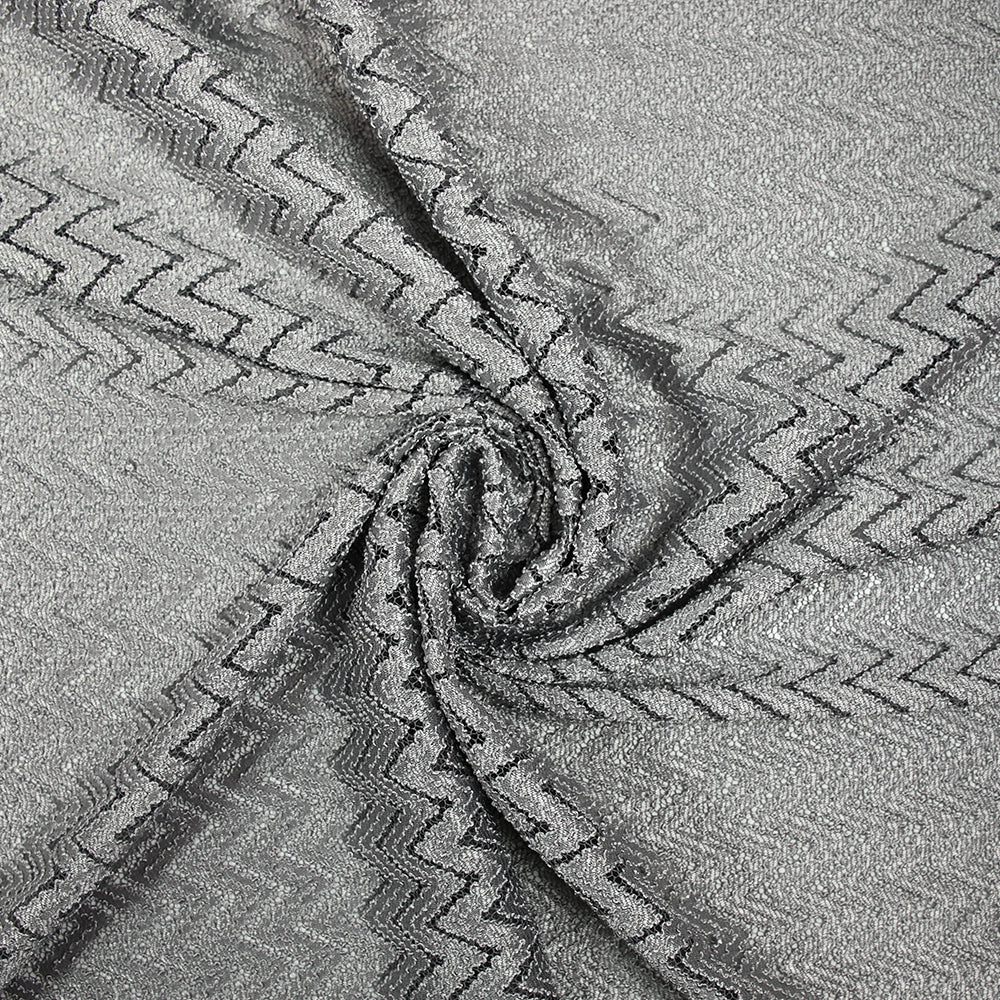 Dentelle polyester chevron gris fond argent - Image 2