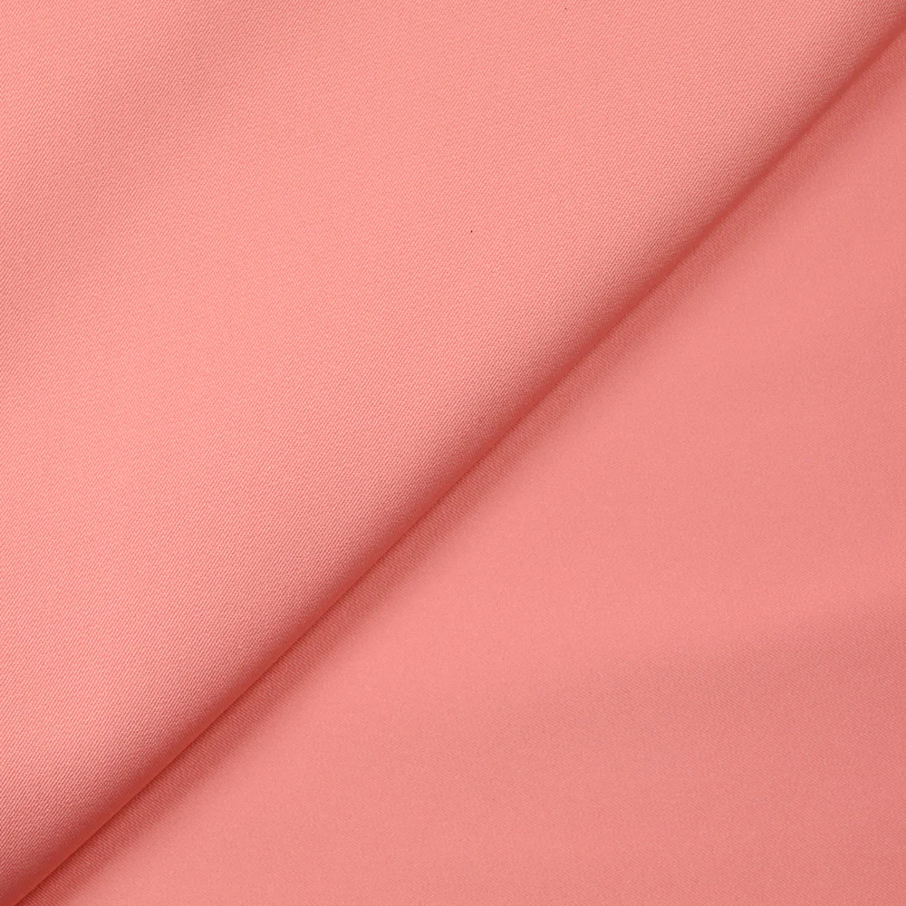 Double crĂȘpe de polyester rose
