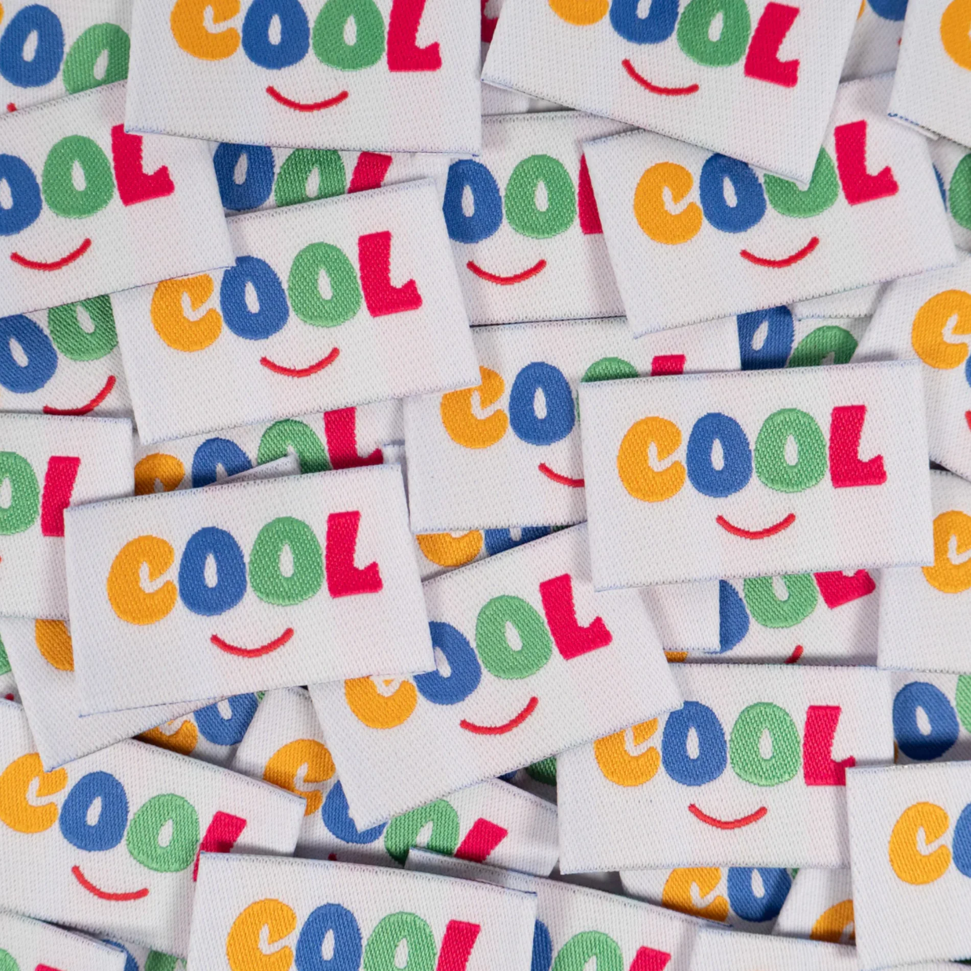 Étiquettes tissées "Cool" x 5