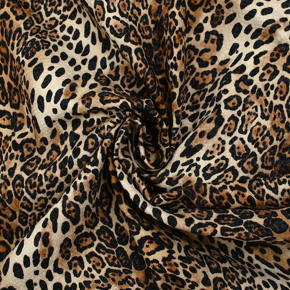 Gabardine de coton élasthanne léopard sauvage fond marron et écru - Image 2