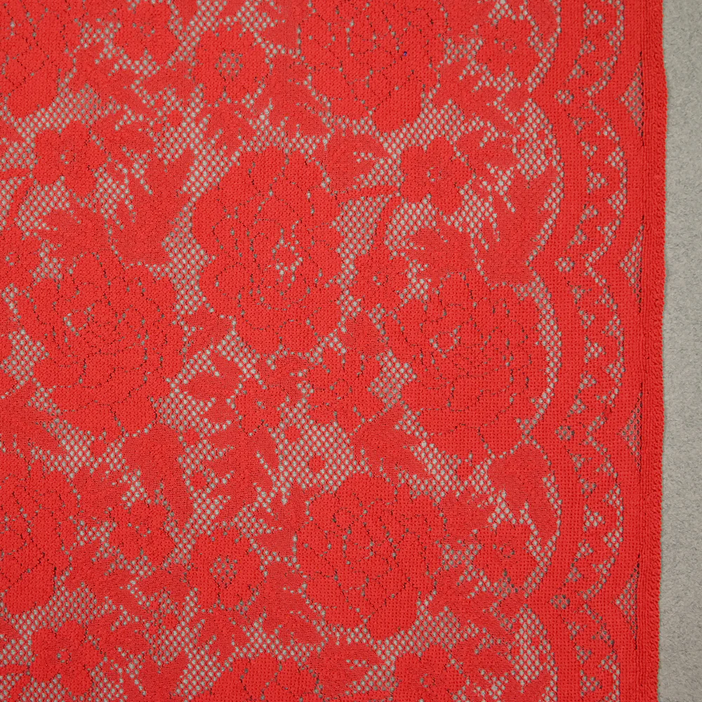 Guipure fine motif champêtre fond rouge - Image 4