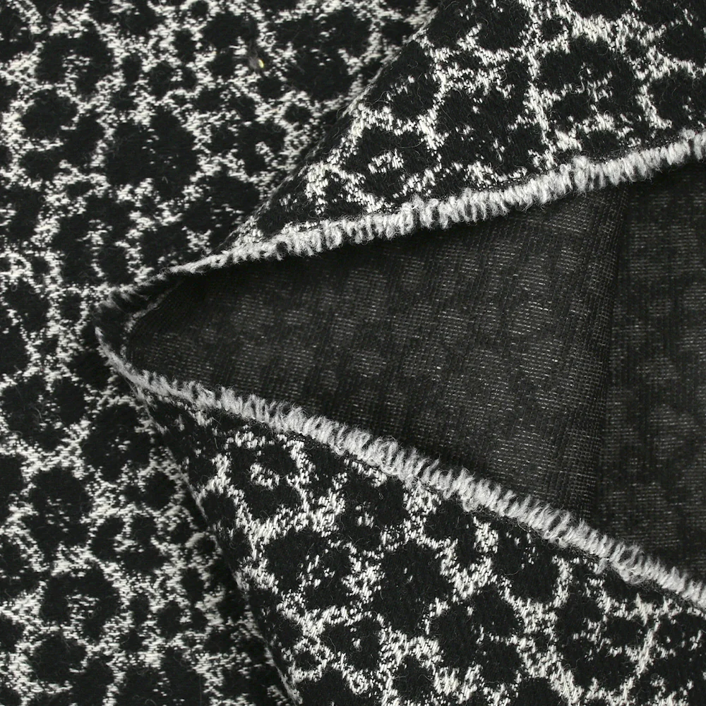 Jacquard de laine mélangée animal sauvage noir et blanc - Image 5