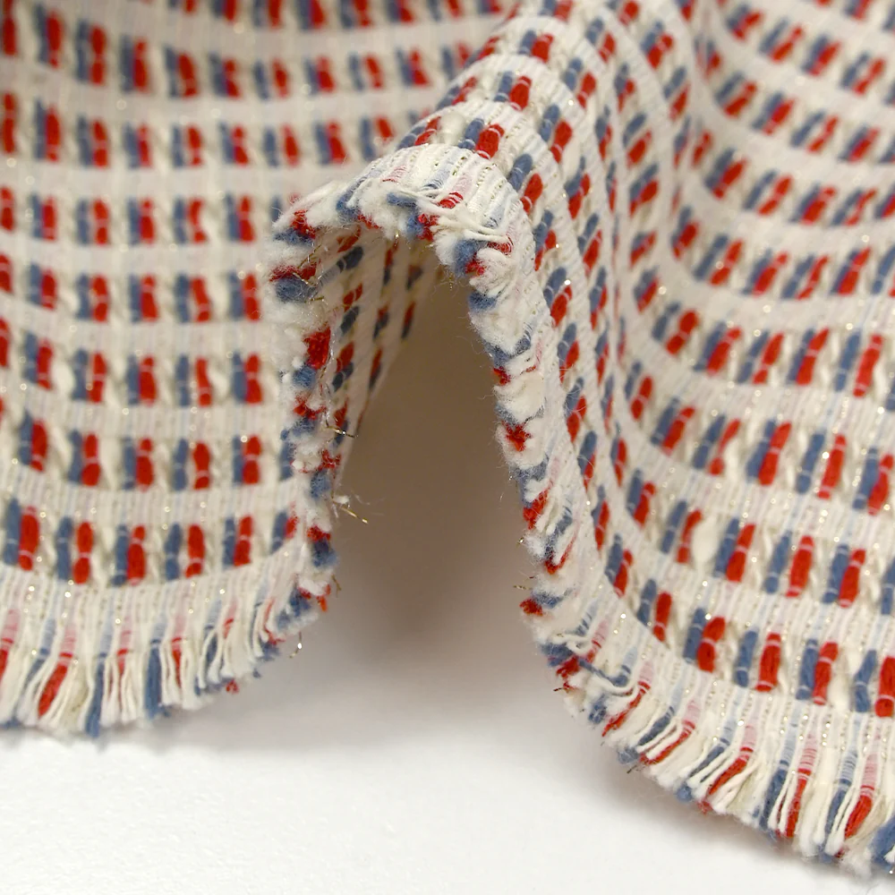 Jacquard de polycoton Lurex rayé bleu et rouge fond blanc cassé - Image 7
