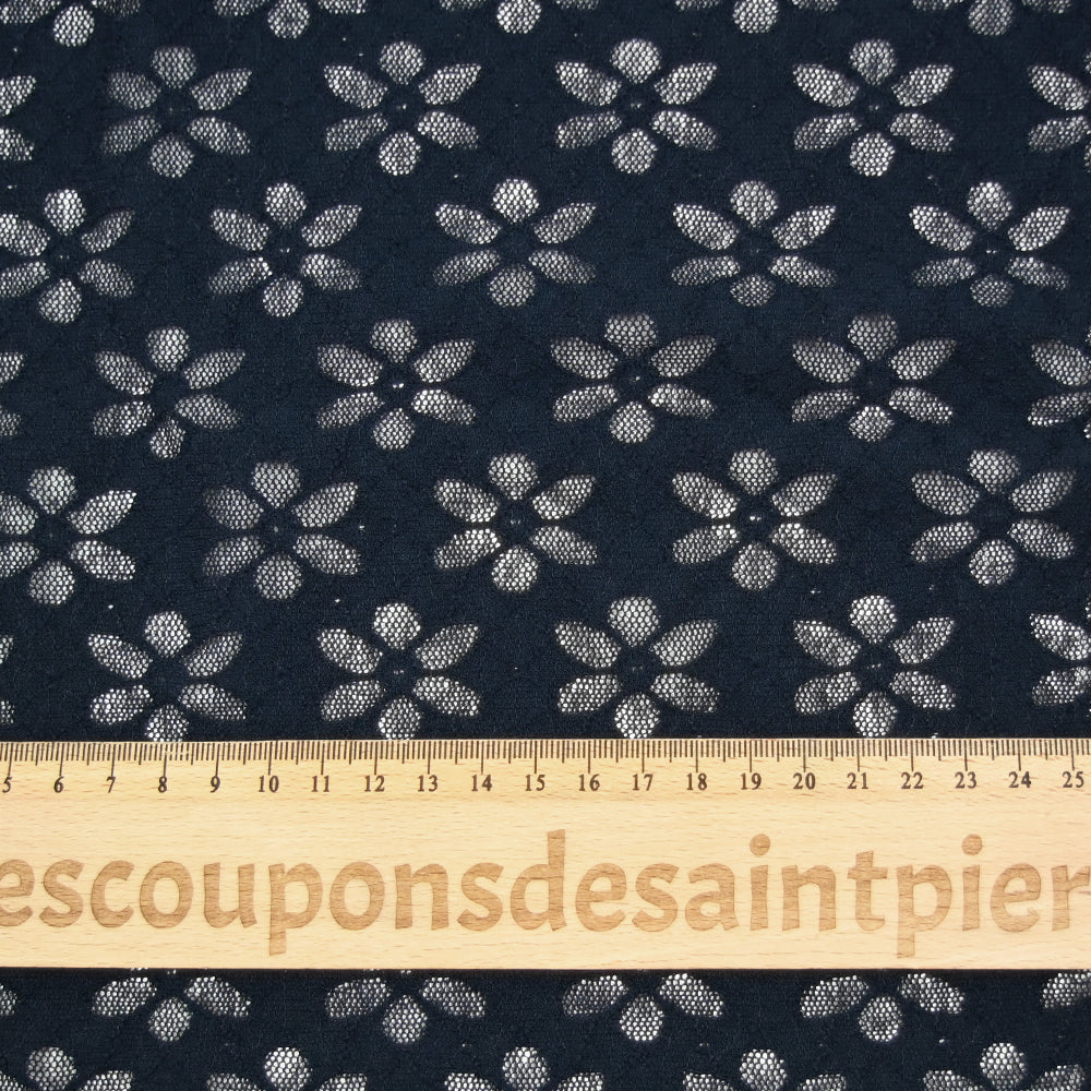 Maille dentelle Rebecca fond bleu marine - Image 3