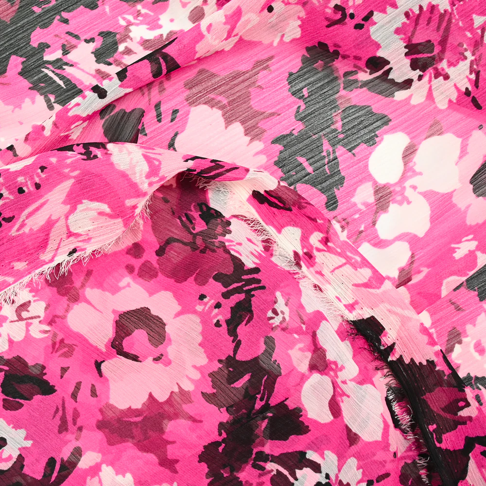 Mousseline crinkle imprimée nuage de fleurs fond fuchsia - Image 4