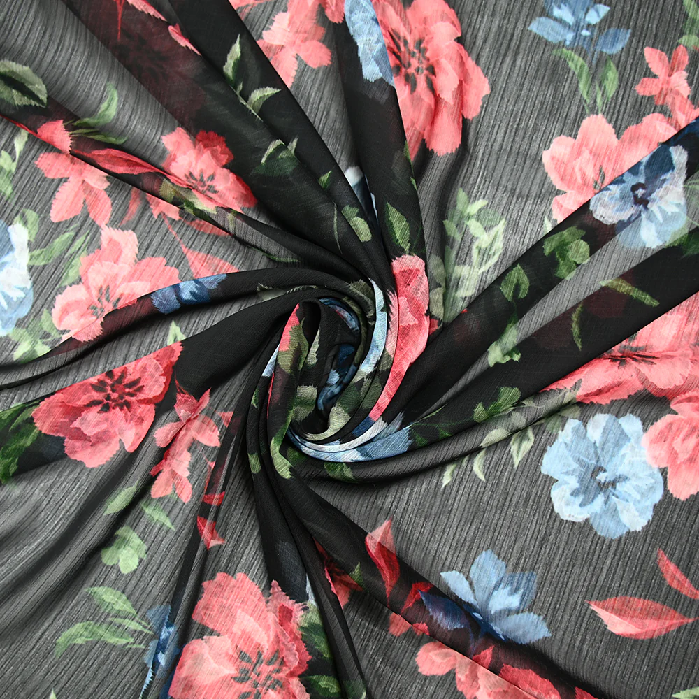 Mousseline crinkle polyester imprimé bucolique fond noir - Image 2