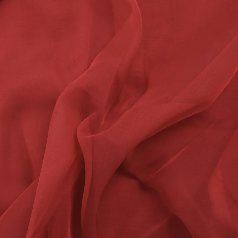 Mousseline de 100% soie unie rouge brique - Image 3