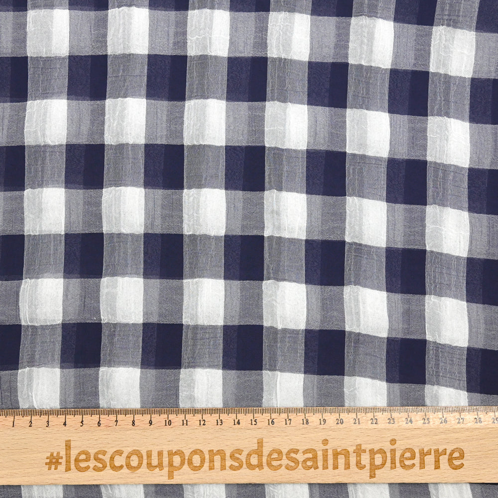 Mousseline de polyester à carreaux marine et blanc - Image 3