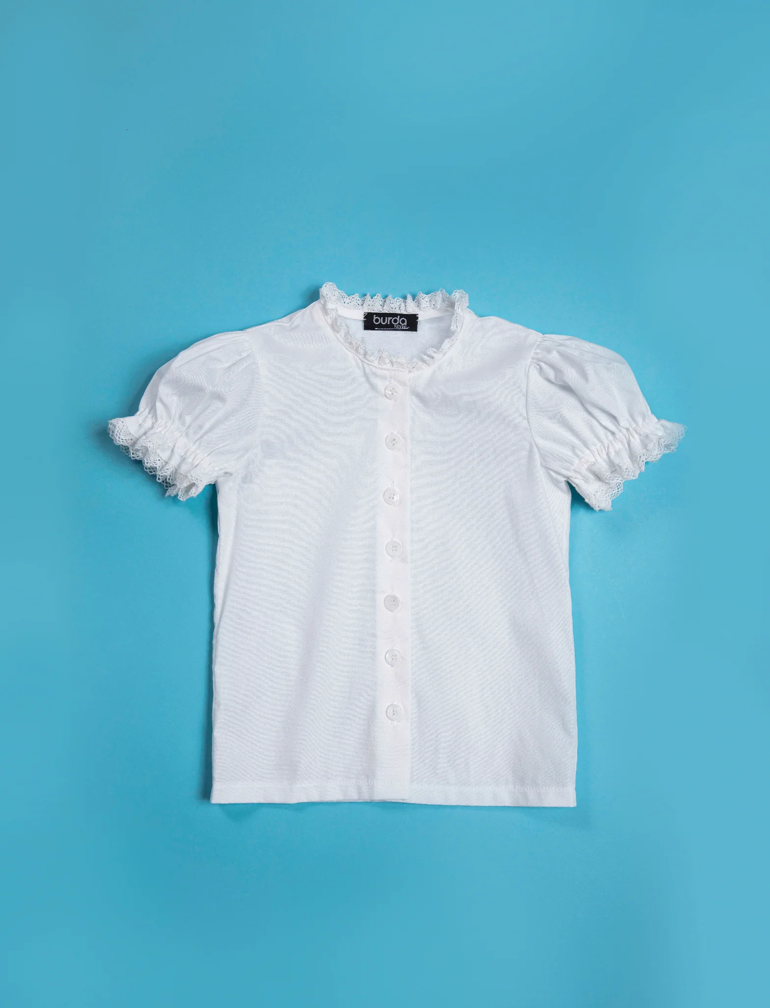 Patron Burda Enfant n°9230 : Robe folklore - Image 3
