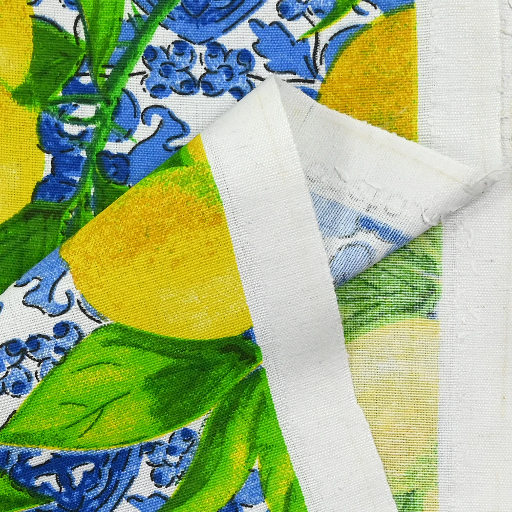 Polycoton imprimé citrons et Azulejos fond blanc - Image 5