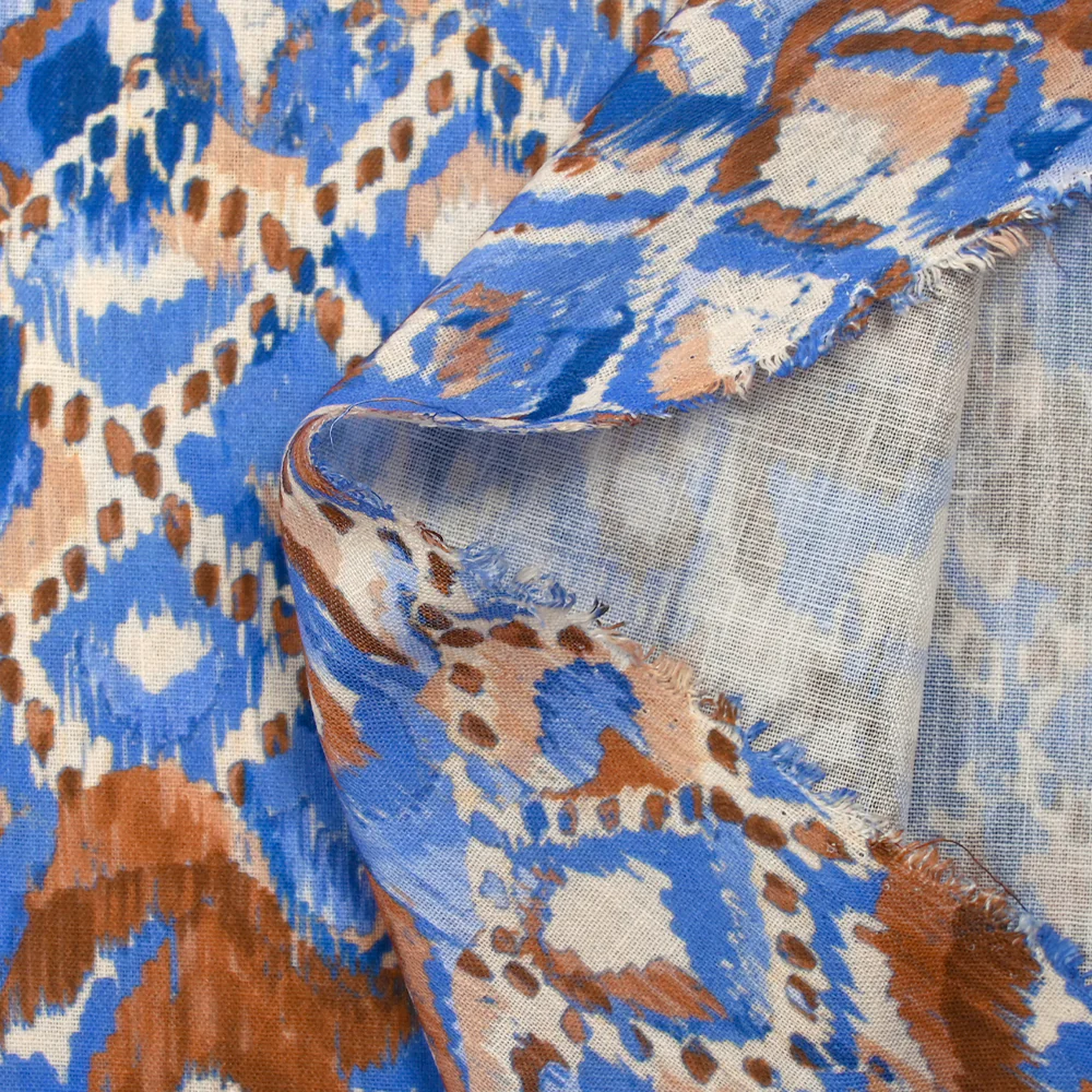 Polyester tissé imprimé ikat de brume bleu - Image 6