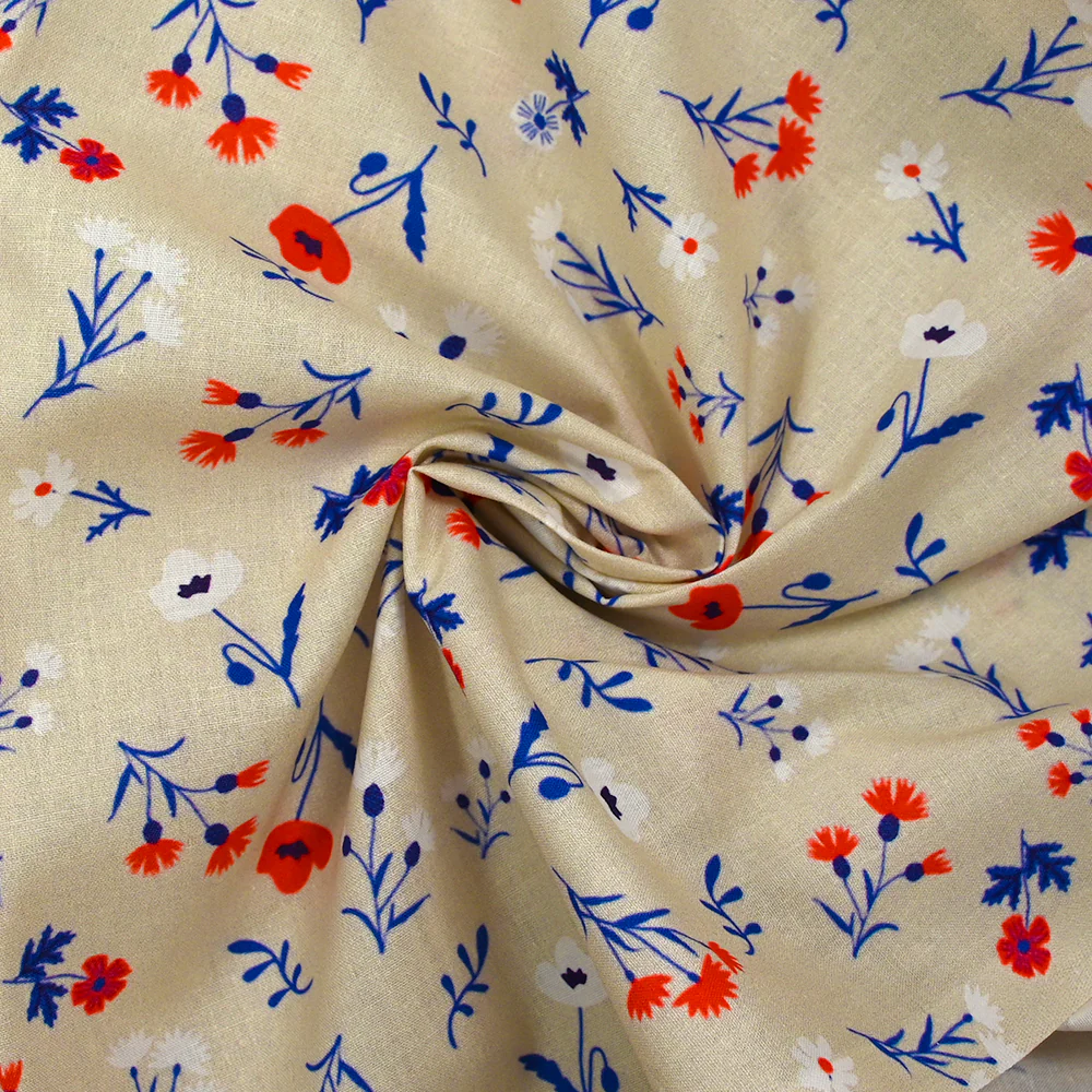 Popeline de coton imprimée envol de fleurs bleu, blanc, rouge fond grège - Image 2