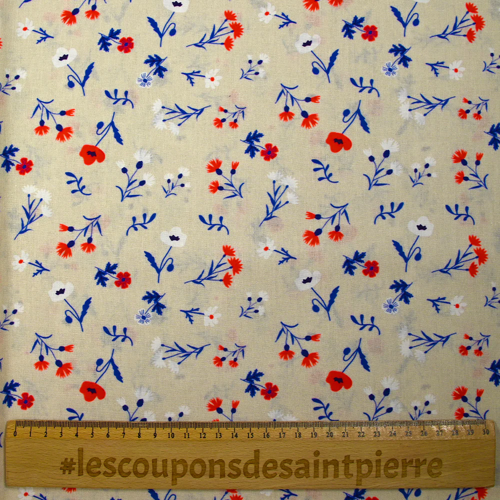 Popeline de coton imprimée envol de fleurs bleu, blanc, rouge fond grège - Image 3