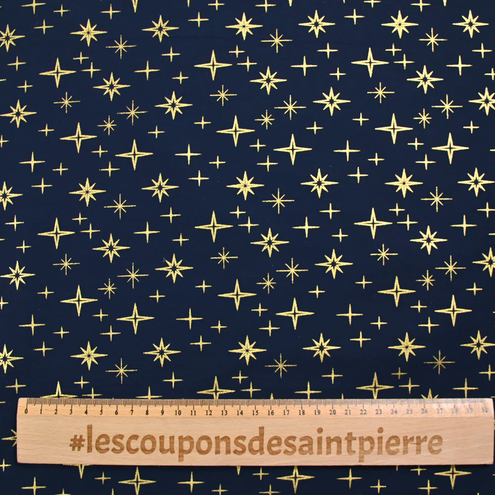 Popeline de coton imprimée étincelle doré fond marine - Image 3