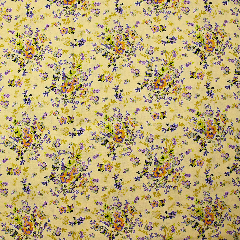 Popeline de coton imprimée fleur baroque mauve fond jaune pastel