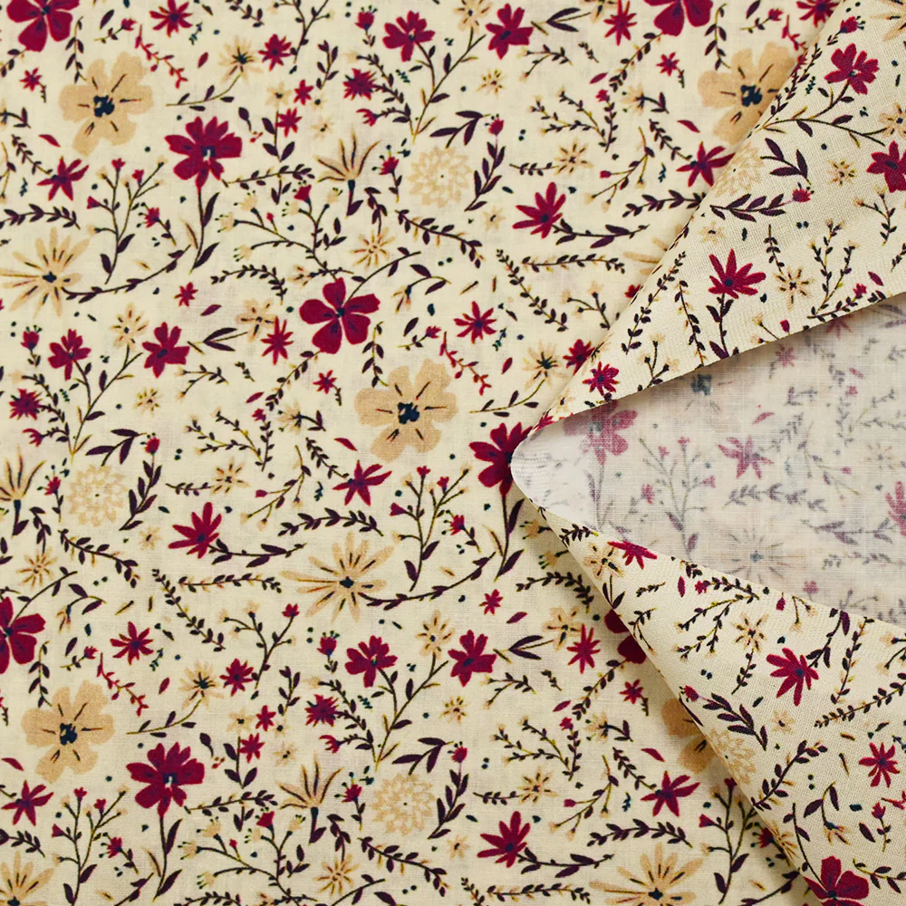 Popeline de coton imprimée fleurs bordeaux et beige fond écru - Image 5
