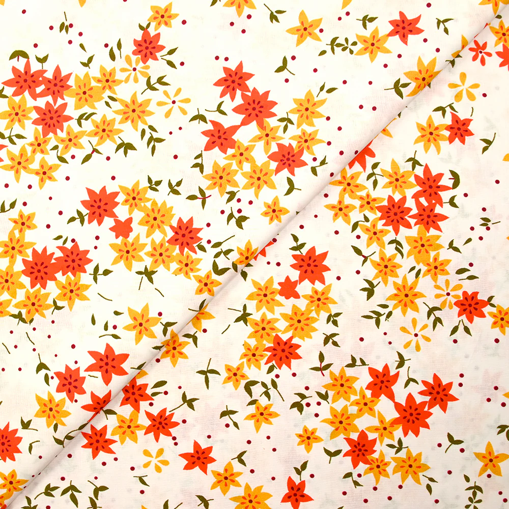 Popeline de coton imprimée fleurs étoilées orange et jaune fond blanc - Image 4