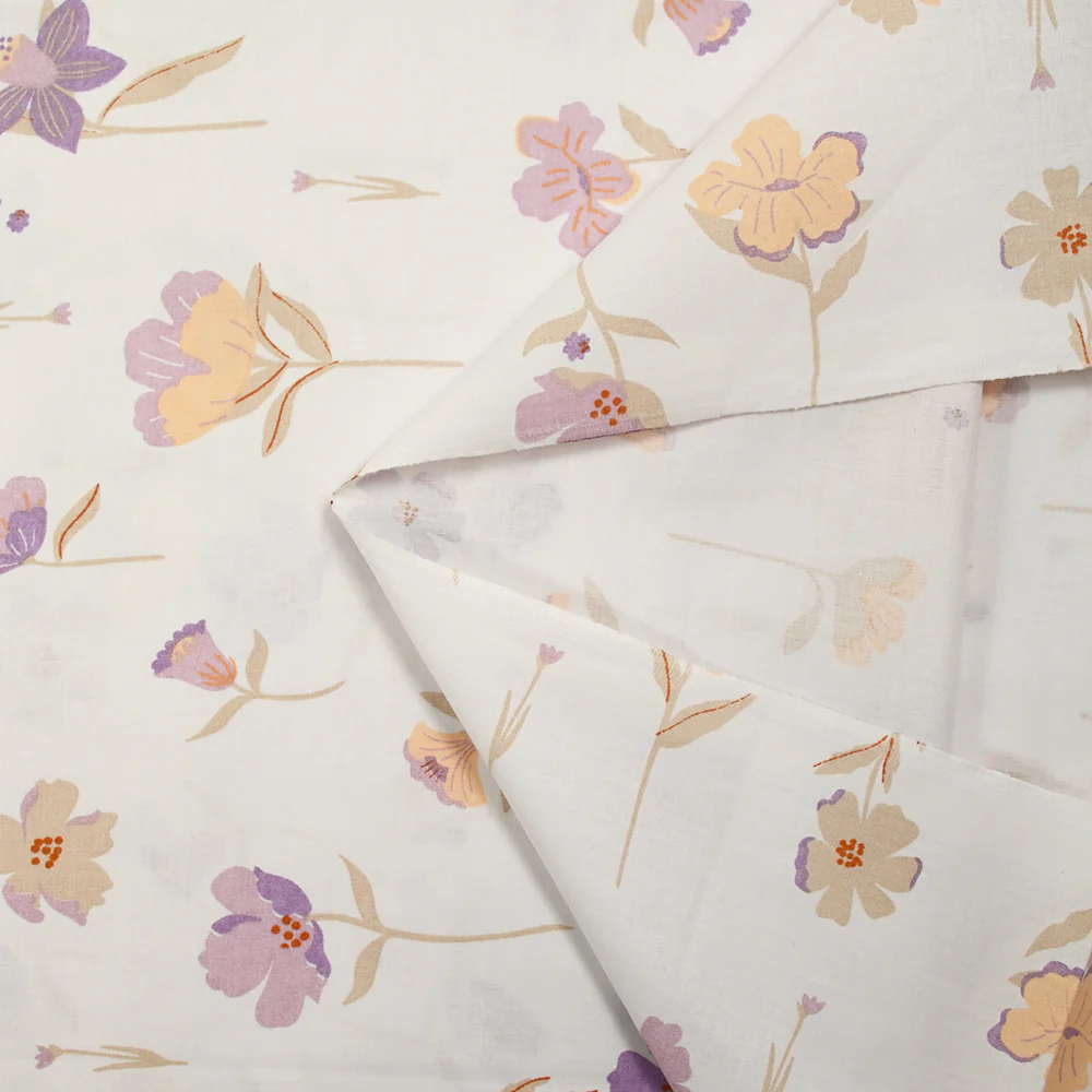 Popeline de coton imprimĂ©e fleurs pastel mauve et pĂȘche fond blanc - Image 5