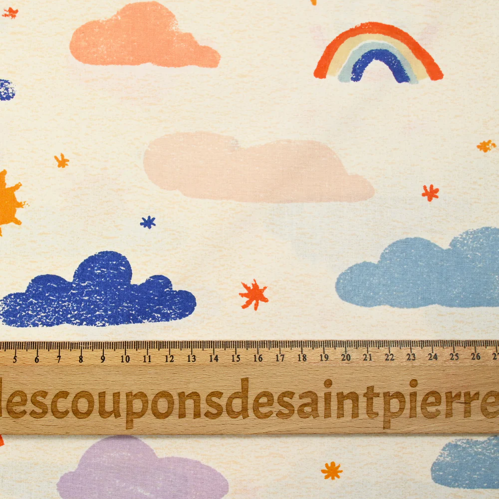Popeline de coton imprimée nuage et soleil fond écru - Image 3