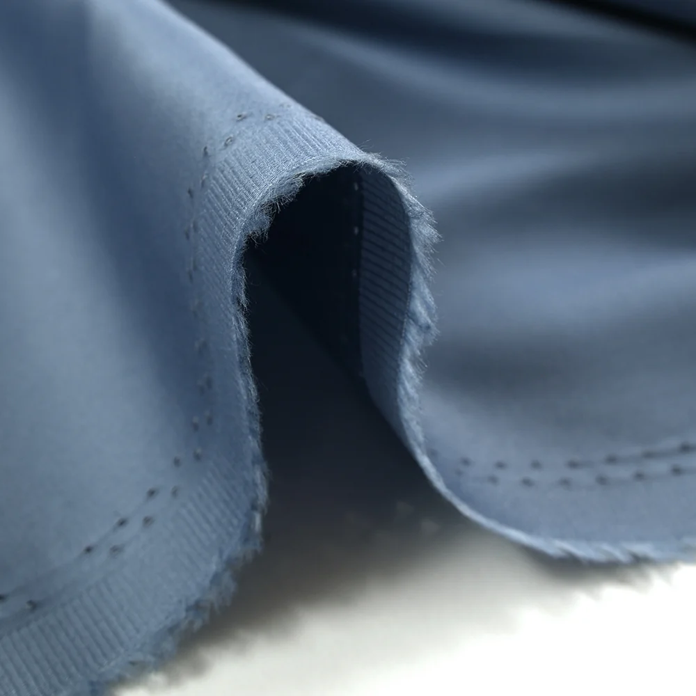Popeline de coton satinée bleu barbeau - Image 4
