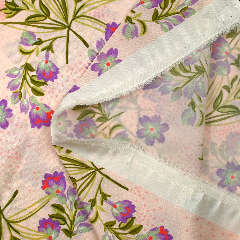 Satin 100% soie imprimé printemps fond rose clair - Image 7