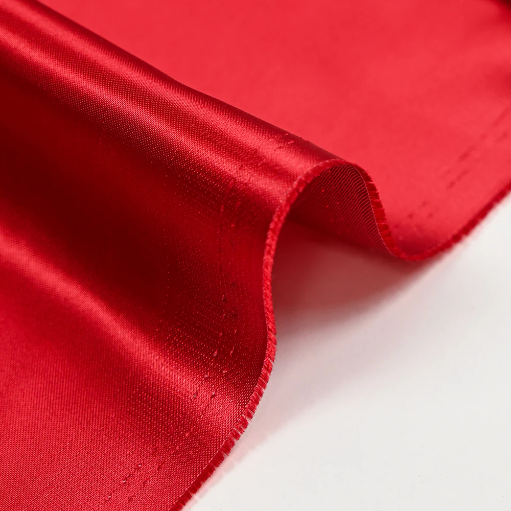 Satin de polyester rouge coquelicot - Image 4