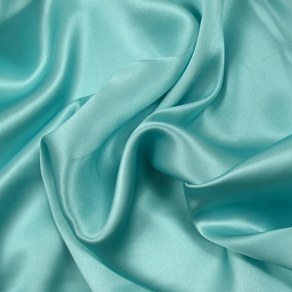 Satin de soie 100% aigue-marine - Image 3