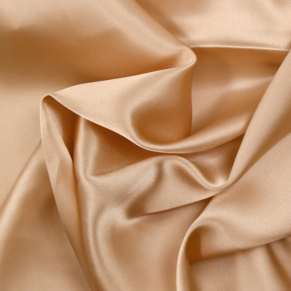 Satin de soie 100% beige - Image 3