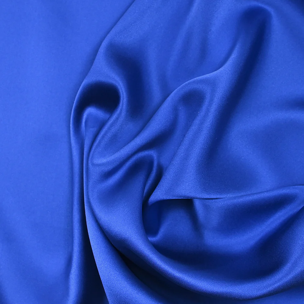 Satin de soie 100% bleu électrique - Image 3