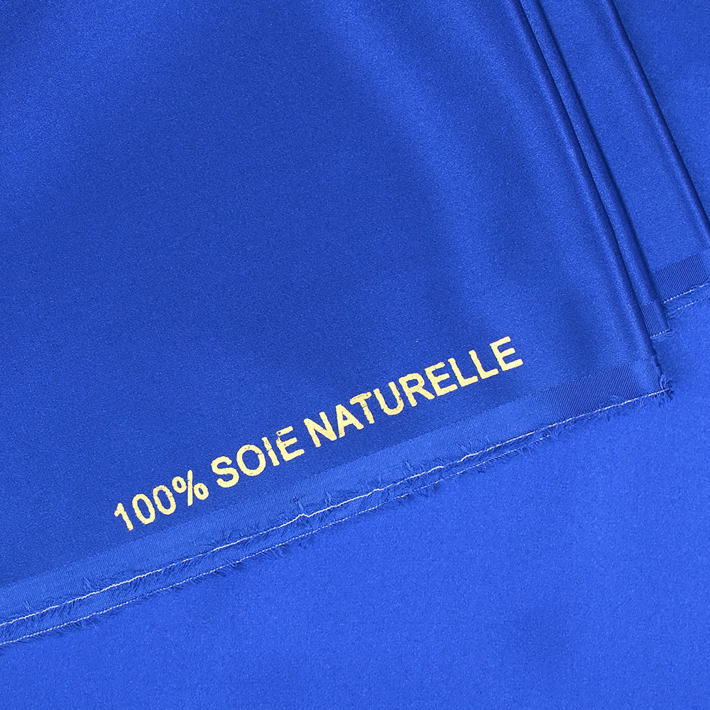 Satin de soie 100% bleu électrique - Image 4