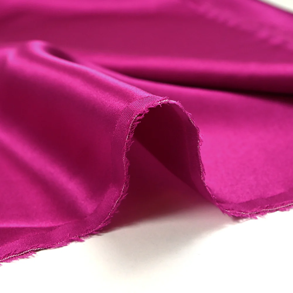 Satin de soie 100% magenta - Image 6