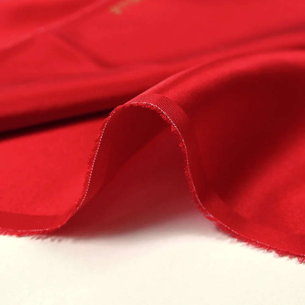 Satin de soie 100% rouge - Image 6