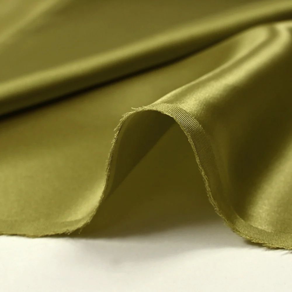 Satin de soie 100% vert tilleul - Image 7