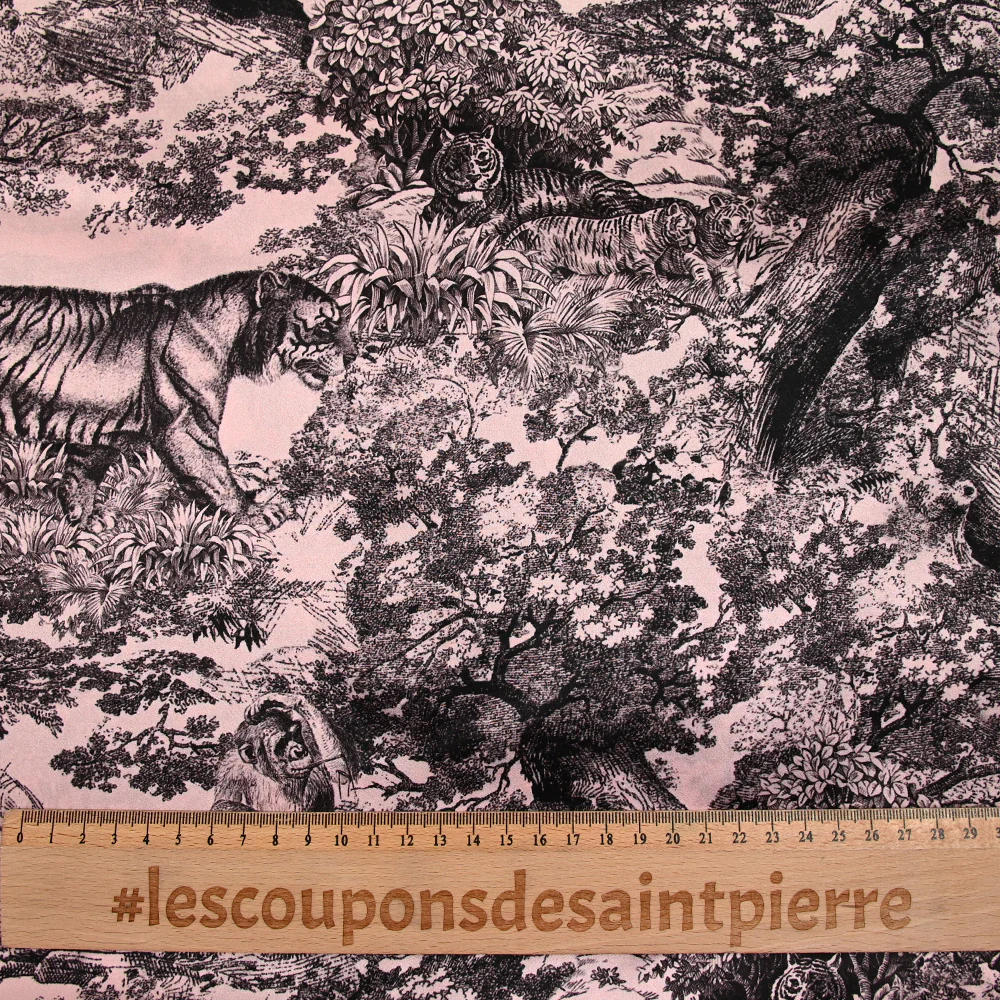 Satin de soie imprimé dans la jungle fond rose - Image 3