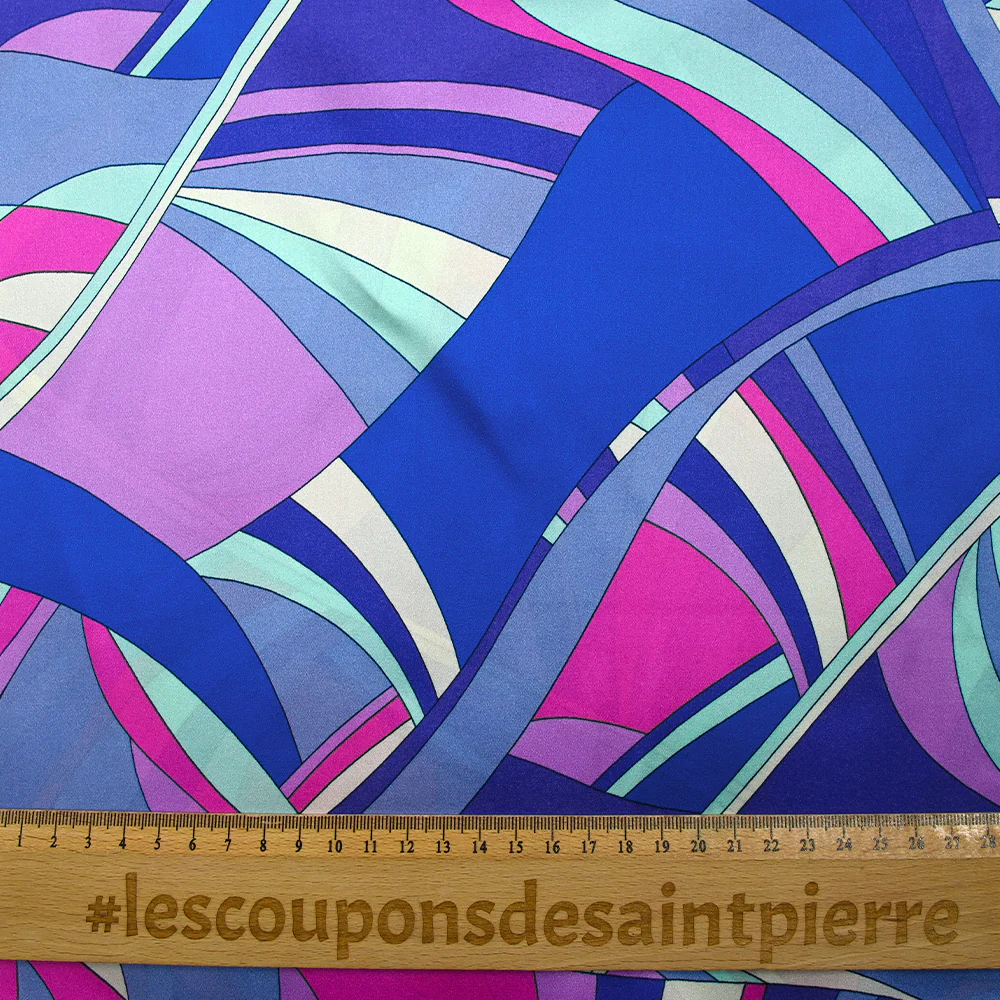 Satin de soie imprimé danse évasive magenta, bleu et parme - Image 3
