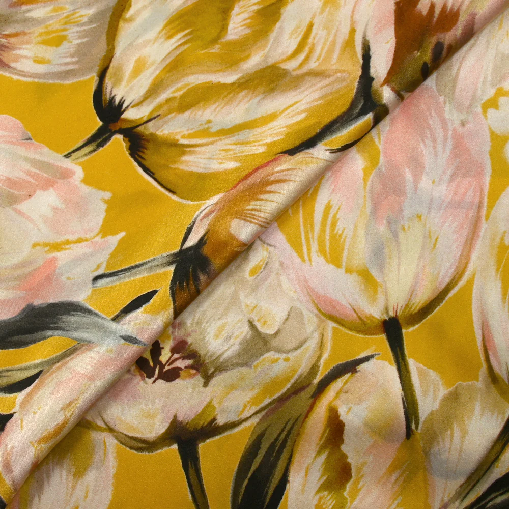 Satin de soie imprimé tulipes sauvages fond moutarde - Image 6
