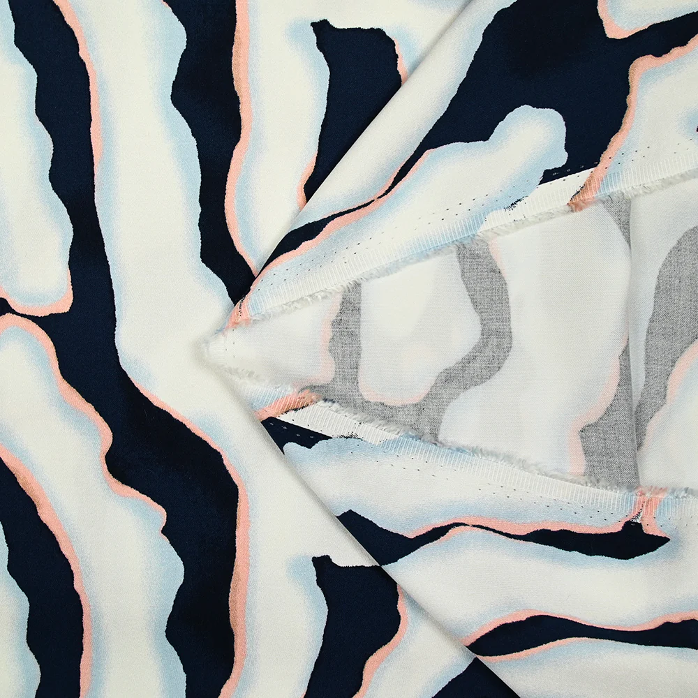 Satin de viscose imprimé Colorado bleu marine - Image 3